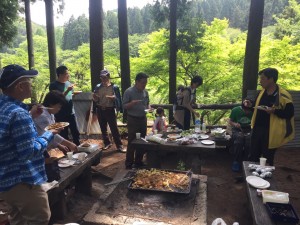 バーベキューで交流会